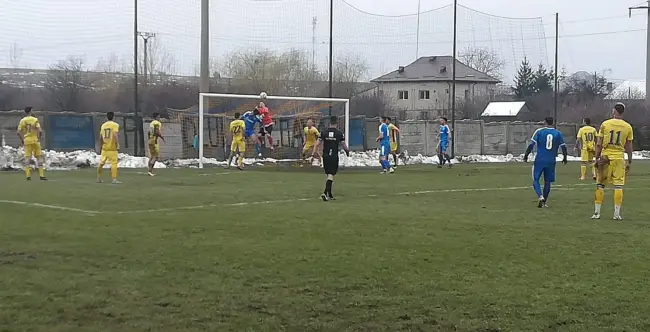 Foto Petrolul Potcoava a remizat, scor 2-2, cu Universitatea Craiova II