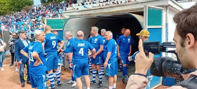Foto VIDEO&FOTO. Meci de gală pe stadionul din Caracal în memoria omului de fotbal Jane Niţulescu
