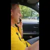 Foto De Mezzo s-a filmat live pe Facebook când conduce autoturismul şi vorbeşte la telefon (VIDEO)