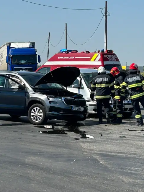 Foto Accident la Slătioara. Un bărbat, la spital (FOTO)