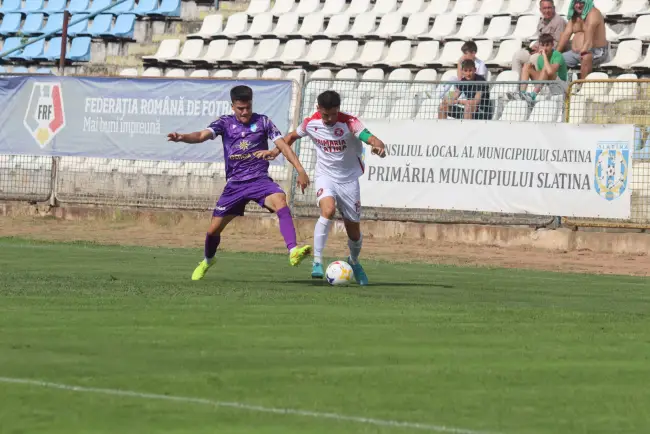 Foto CSM Slatina, remiză cu FC Argeş după un penalty ratat. Oprescu: „Păcat că nu am reuşit să fructificăm ocaziile avute”