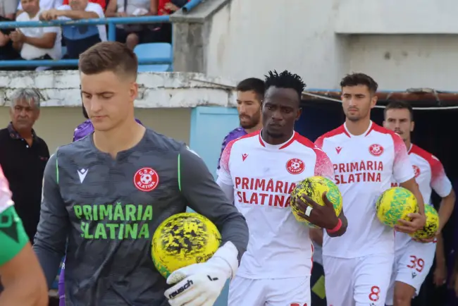 Foto CSM Slatina, remiză cu FC Argeş după un penalty ratat. Oprescu: „Păcat că nu am reuşit să fructificăm ocaziile avute”