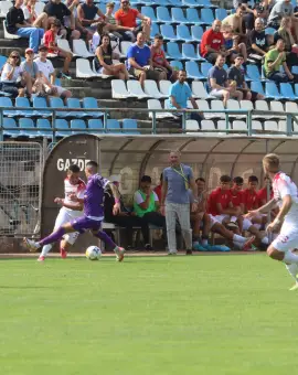 Foto CSM Slatina-CSM Reşiţa, duel pe Stadionul „1 Mai”, luni, 23 septembrie   