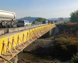 Foto Trafic rutier dat peste cap, la intrarea în Slatina dinspre Craiova. Se lucrează