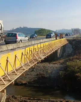 Foto Trafic rutier dat peste cap, la intrarea în Slatina dinspre Craiova. Se lucrează