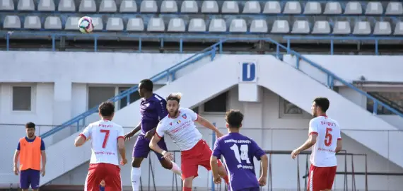 Foto Liga a III-a/ Rezultate şi clasament. Petrolul Potcoava şi Oltul Curtişoara, victorii pe teren propriu. Vediţa Coloneşti, remiză cu CSM Alexandria