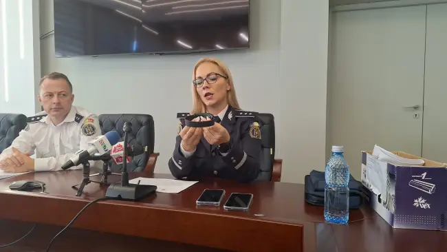 Foto Brățări electronice pentru agresorii din Olt: Măsuri noi pentru combaterea violenței domestice (FOTO&VIDEO)