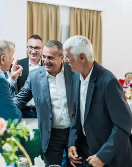 Foto PSD celebrează seniorii: Peste 500 de pensionari din Slatina, onorați la un eveniment special (FOTO)