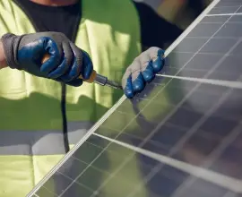 Foto Fonduri epuizate rapid în programul Casa Verde Fotovoltaice pentru Sud-Vest Oltenia: 199,2 milioane de lei în 1 minut și 20 de secunde