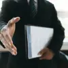 Imagine Angajări în sectorul public din Olt: Lista completă a posturilor vacante în această perioadă