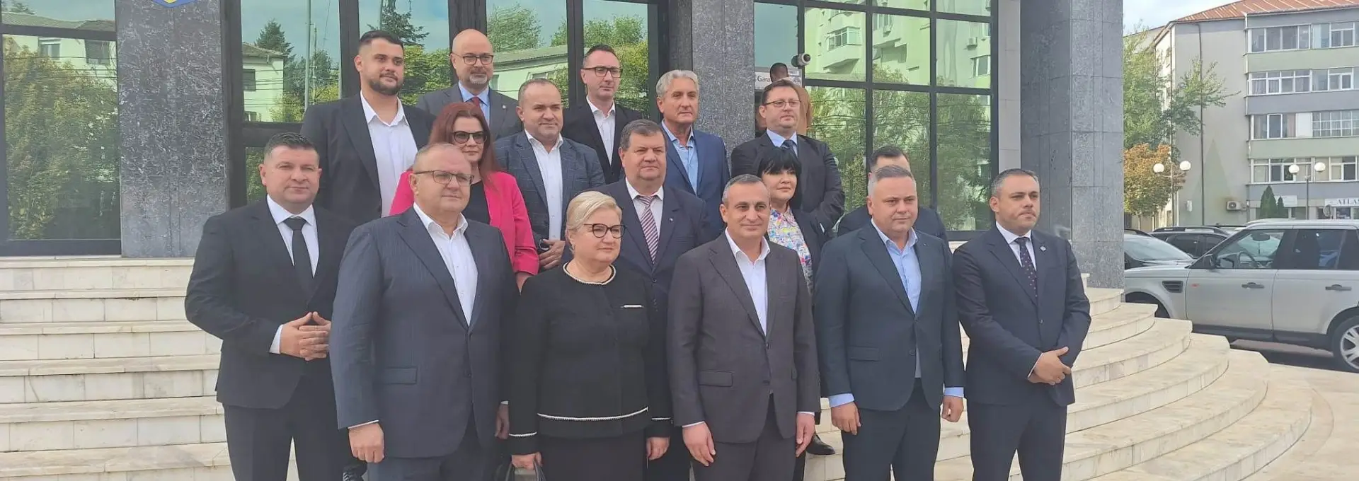 Foto PSD Olt a depus candidaturile pentru Camera Deputaţilor şi Senat 