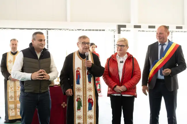 Foto Sală de sport modernă, inaugurată la Slătioara (FOTO)