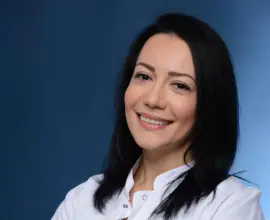 Foto Dr. Roxana Ciolca, terapeut al durerii specializat în Germania, oferă tratamente şi în Slatina