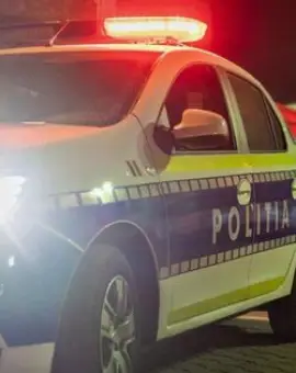 Foto Un poliţist, din Olt, aflat sub influenţa alcoolului a provocat un accident pe strada Piteşti