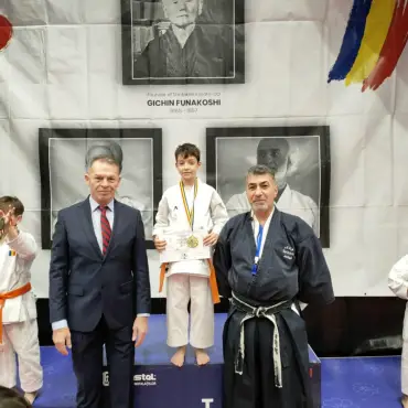 Foto Sportivul Andrei Dima, campion naţional în proba de kata