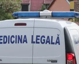 Foto Bărbat găsit spânzurat într-un bloc din Slatina