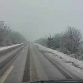 Foto Informare meteo de ploi, lapoviţă şi ninsoare, începând de miercuri