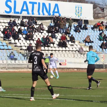 Foto CSM Slatina pierde, scor 1-2, duelul cu Chiajna. Oprescu: „Golurile s-au primit pe greşeli personale foarte mari”