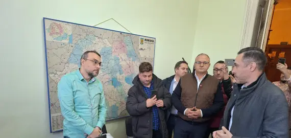 Foto PSD preia inițiativa după promisiunea neonorată a primarului din Slatina şi depune proiectul pentru acordarea gratuită a cinci metri cubi de apă