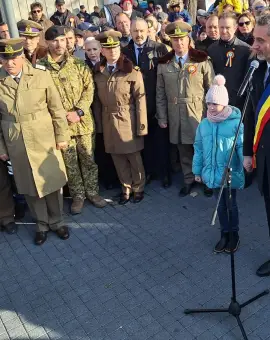 Foto Gest jenant al primarului Slatinei la ceremonia Zilei Naționale: A întrerupt ceremonia pentru a susţine un discurs (VIDEO)