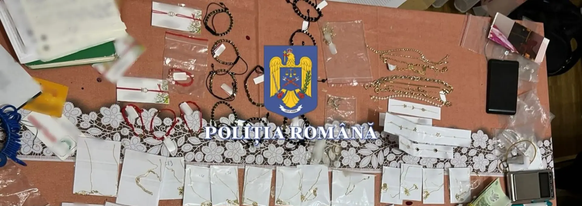 Foto Caz de contrabandă în Slatina: Două persoane bănuite că au introdus ilegal aur de 300.000 lei