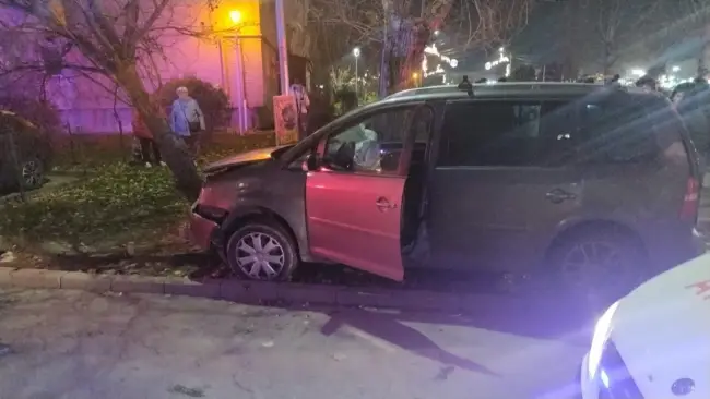 Foto FOTO. Accident în Slatina, în zona McDonald's. Trei persoane rănite