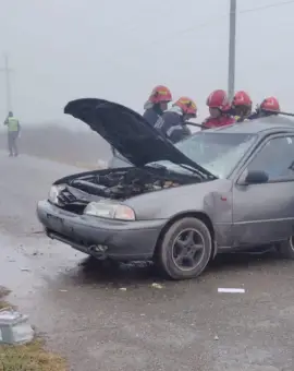 Foto Accident pe DJ 546 A. Două persoane decedate, iar alta rănită grav