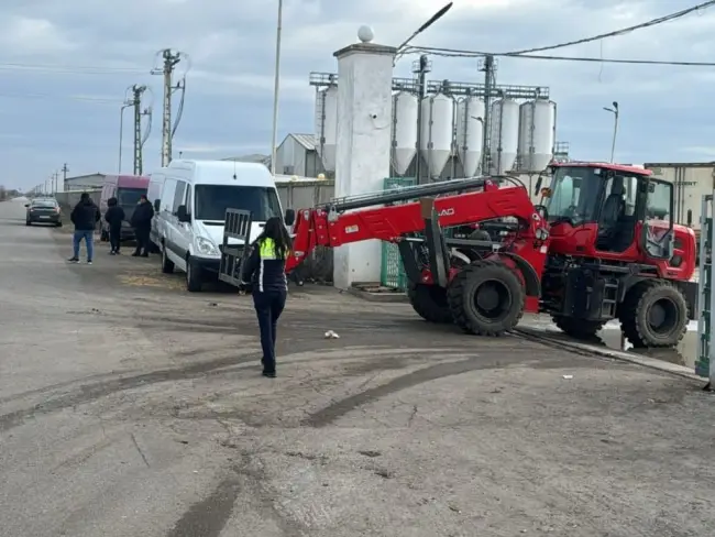 Foto GRAV accident la Stoicăneşti. Două persoane au murit (FOTO)