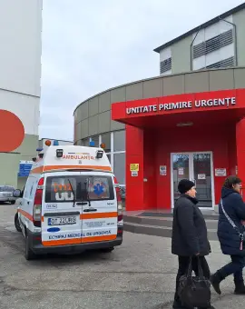 Foto Un bărbat din Olt, în stare critică după o zgârietură de pisică. Salvat de medicii Spitalului Slatina după ce a fost diagnosticat cu fasceită necrozantă