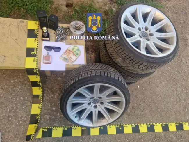 Foto Tineri reţinuţi după ce au furat bunuri şi motorină din camioanele unui bărbat din Balş