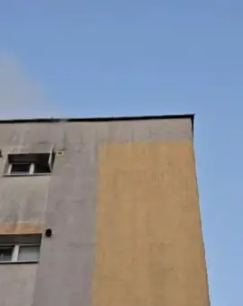 Foto Panică într-un bloc din Slatina: 12 persoane salvate în urma unui incendiu (VIDEO)