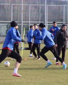 Foto CSM Slatina s-a impus, scor 5-1, în amicalul cu Vediţa Coloneşti