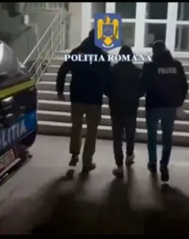 Foto VIDEO. Un tânăr, din Băbiciu, reţinut după ce şi-a bătut în mod repetat calul