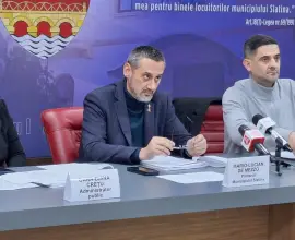 Foto Primarul Slatinei şi-a dublat banii pentru protocol, cazări şi mese, dar i-a ignorat pe elevii şi sporitivii de top