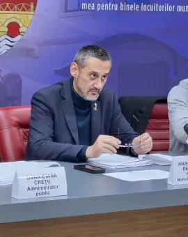 Foto Primarul Slatinei şi-a dublat banii pentru protocol, cazări şi mese, dar i-a ignorat pe elevii şi sporitivii de top