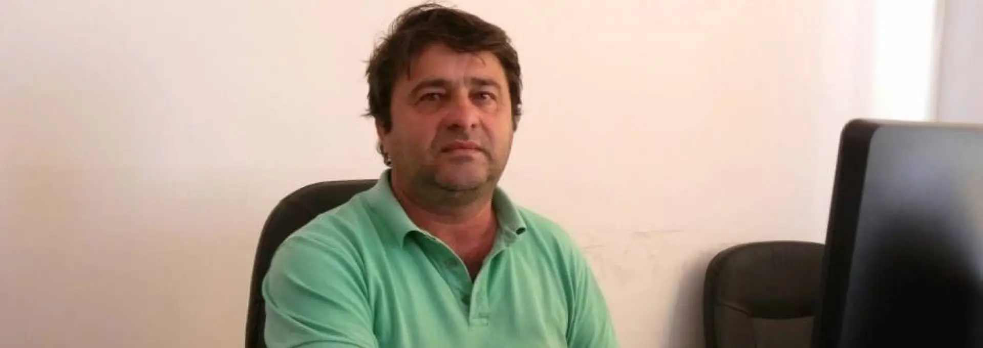 Foto Viceprimarul cu atribuţii de primar al comunei Mihăești, verificat de poliţişti pentru că folosește ilegal mașinile Primăriei (VIDEO)