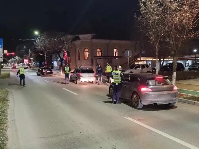 Foto FOTO. Poliţiştii olteni au reţinut 38 de permise în weekend