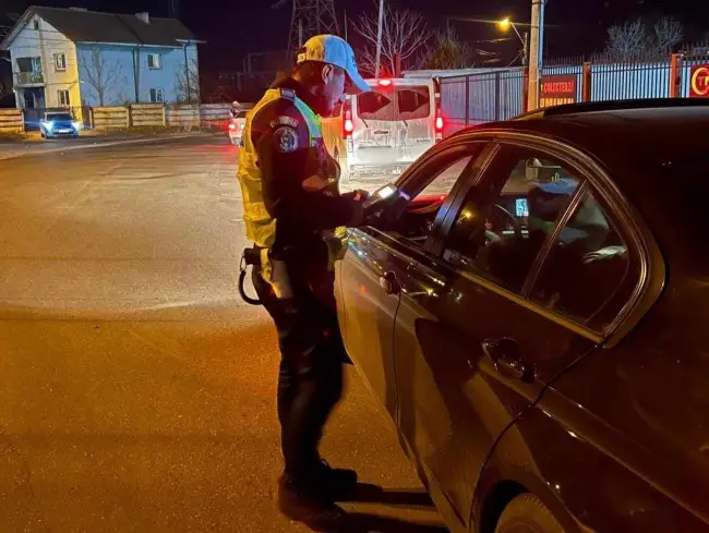 Foto FOTO. Poliţiştii olteni au reţinut 38 de permise în weekend