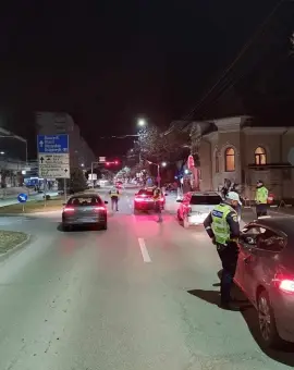 Foto FOTO. Poliţiştii olteni au reţinut 38 de permise în weekend